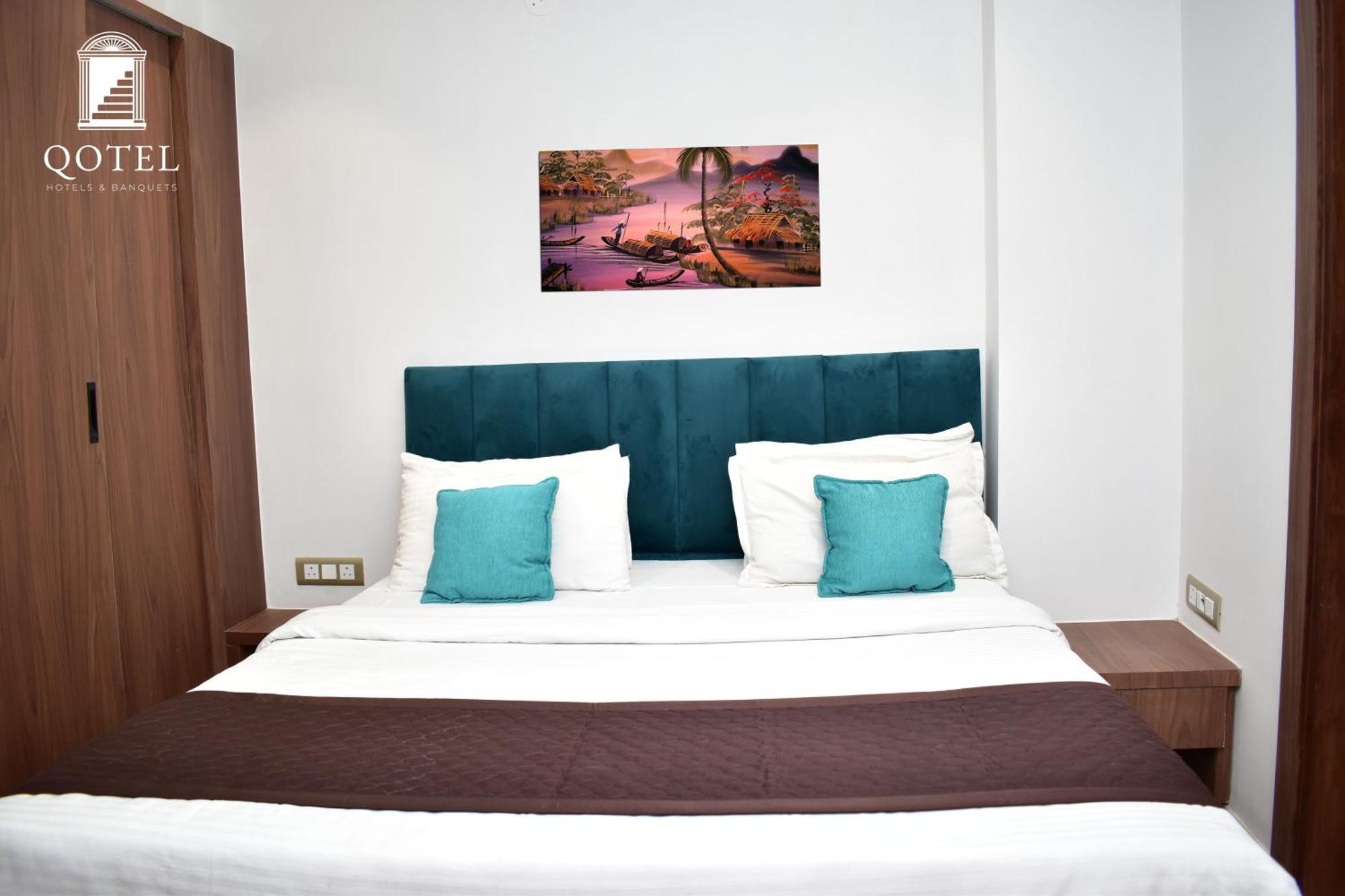 Qotel Hotel Signature Bnb-Ashok Vihar Nuova Delhi Esterno foto